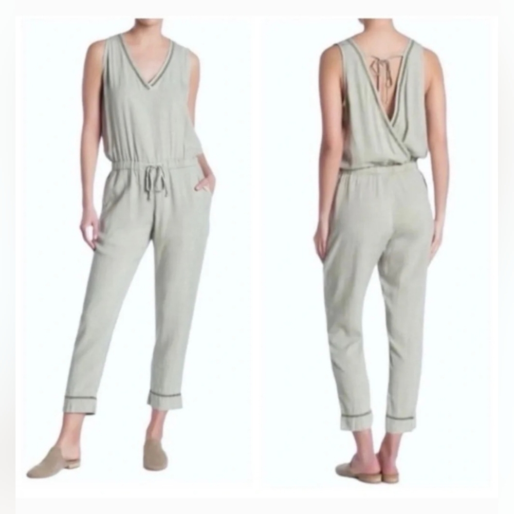 Anthropologie Cloth & Stone Juliana Jumper Sage Green Cropped Jumpsuit Womens Lg